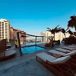 Sea View Studio By By St Regis 5 Stars Infinity Pool