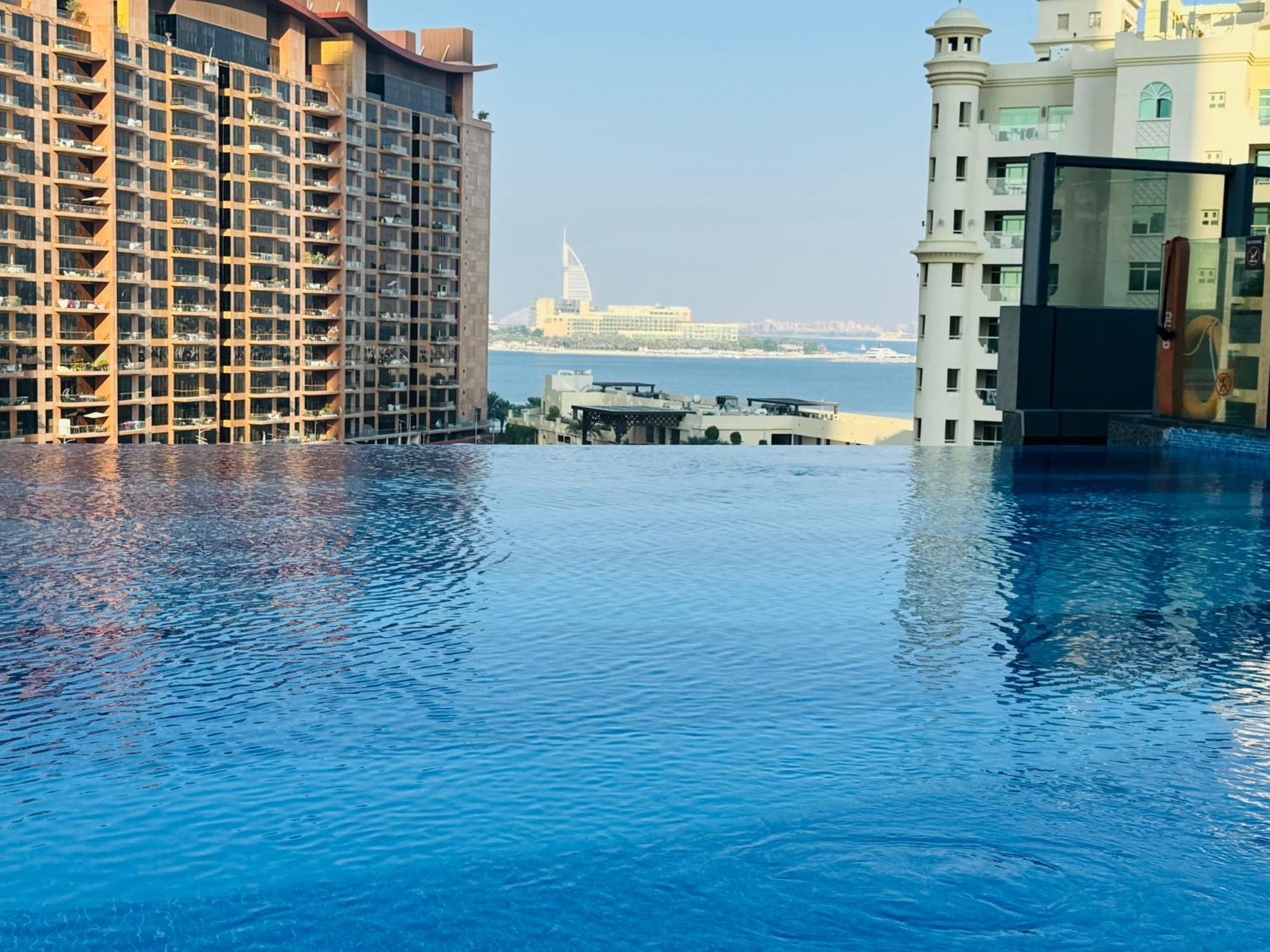 Apartment Sea View By By St Regis 5 Stars Infinity Pool